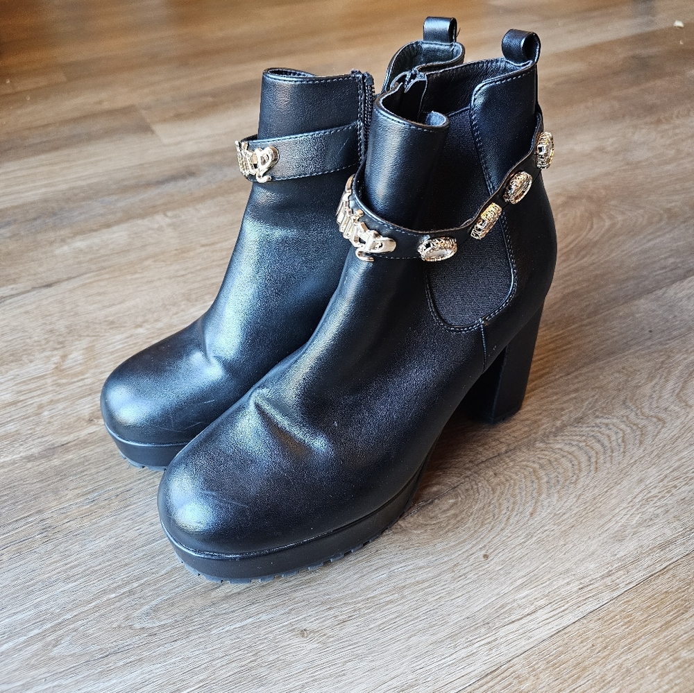 Juicy Couture Leather Zip Python Ankle Boots Chun… - image 3